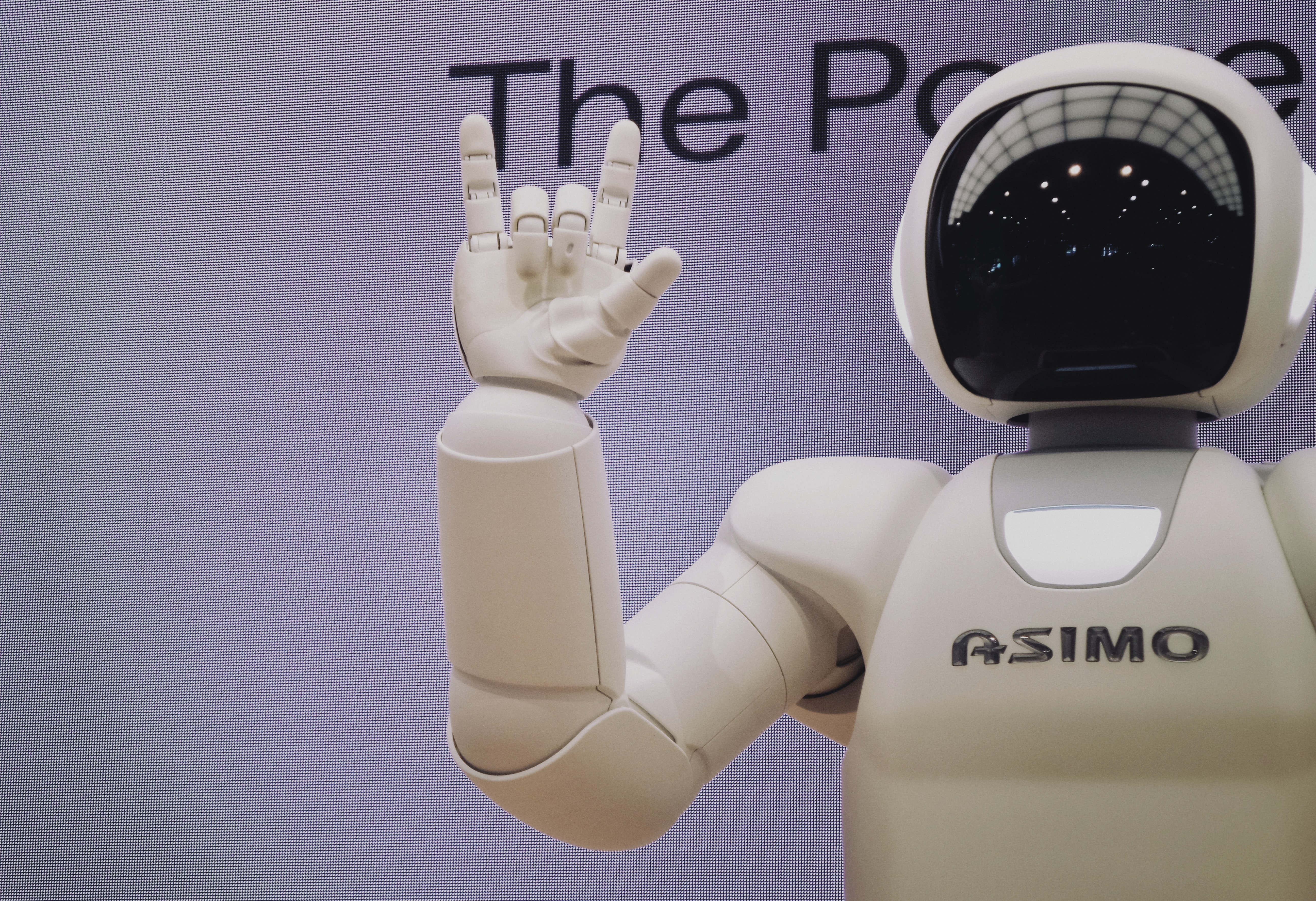 A picture pop the robot Asimo